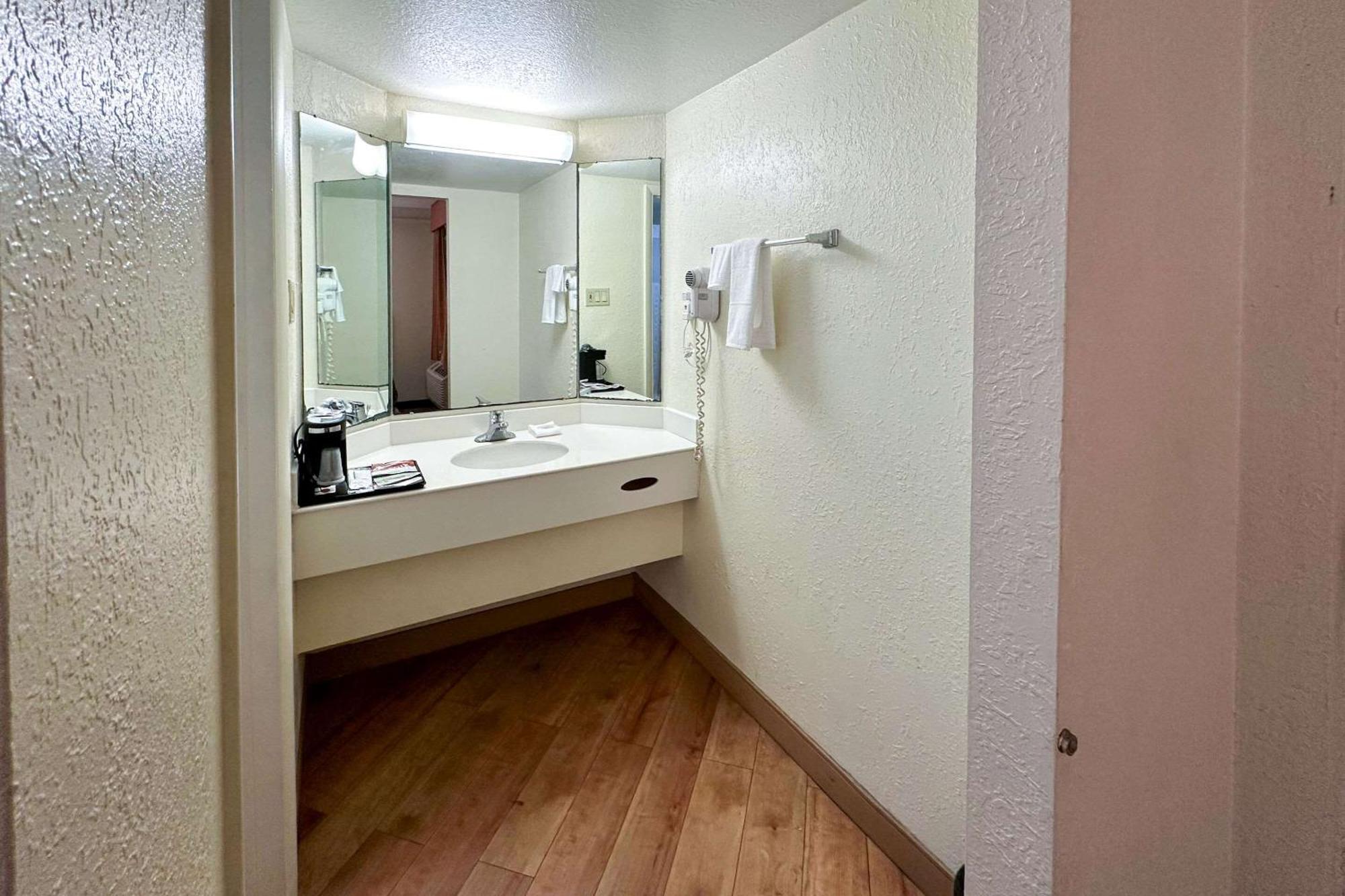 Days Inn By Wyndham Augusta Washington Rd Exteriér fotografie