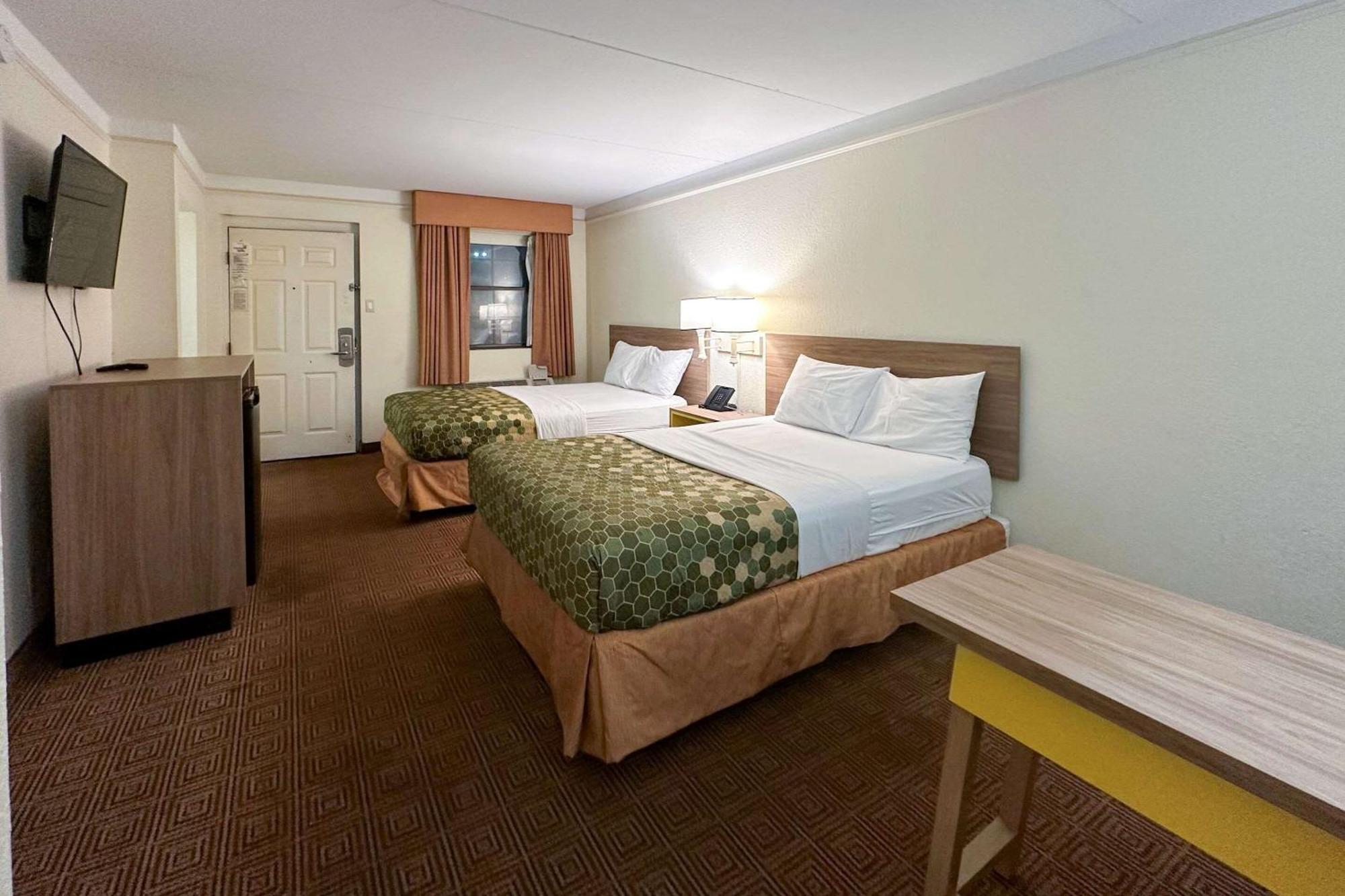 Days Inn By Wyndham Augusta Washington Rd Exteriér fotografie